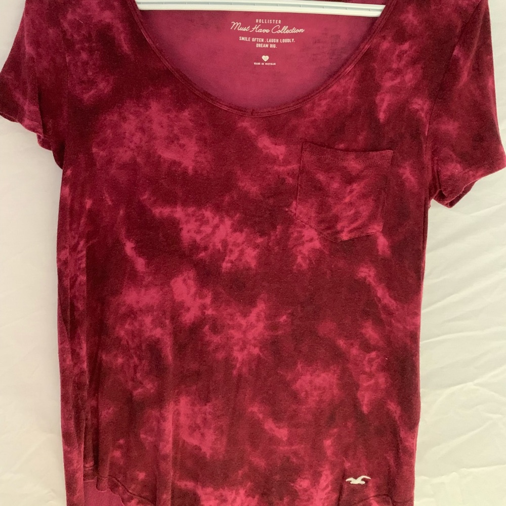 Red Tie Die Scoop Neck Tee w/ Left Pocket